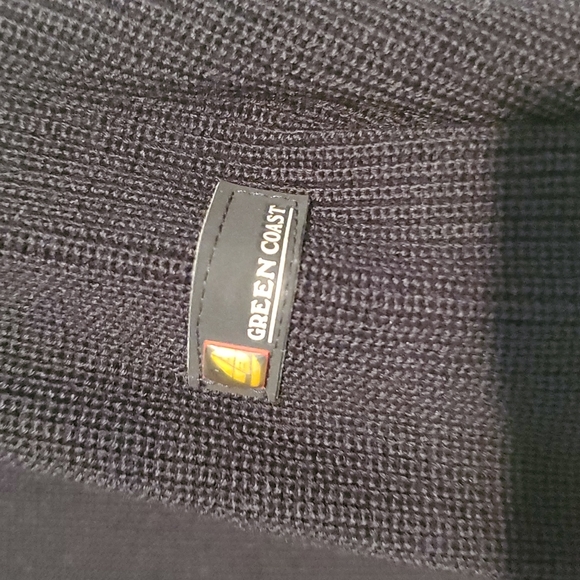 Green Coast Sweater - Picture 6 of 9